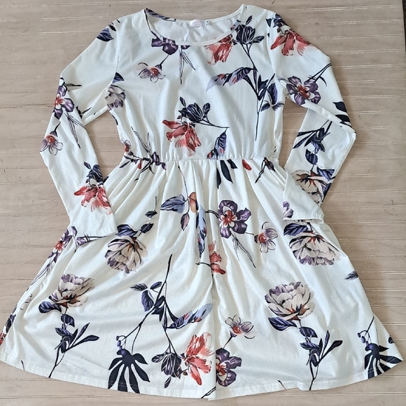 BlueTime White Floral Print Long Sleeve Fit & Flare Dress with Pockets - Picture 1 of 10